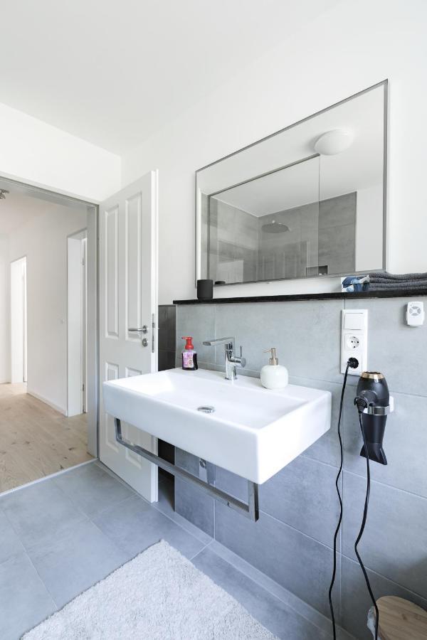 Grosse Gemutliche Wohnung Mit Waldblick Köln Dış mekan fotoğraf